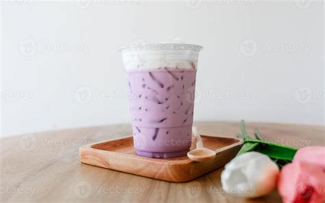 Iced Taro Latte